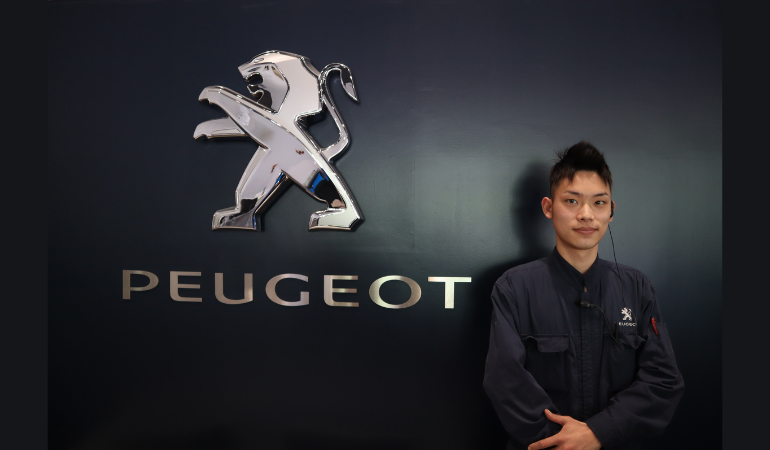 新卒社員voice 輸入車整備士の道 夢を持つ井ノ下さんがglionグループを選んだ理由 ニュース Glion Group ジーライオングループ 車から広がる喜びと感動を